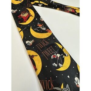90s Vintage Looney Tunes  Mania Halloween Cartoon Tie Trick Or Treat Bugs Tweety